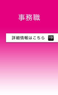 �����E